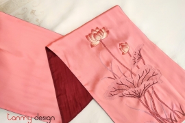 Pink silk scarf hand-embroidered with lotus 35*200 cm